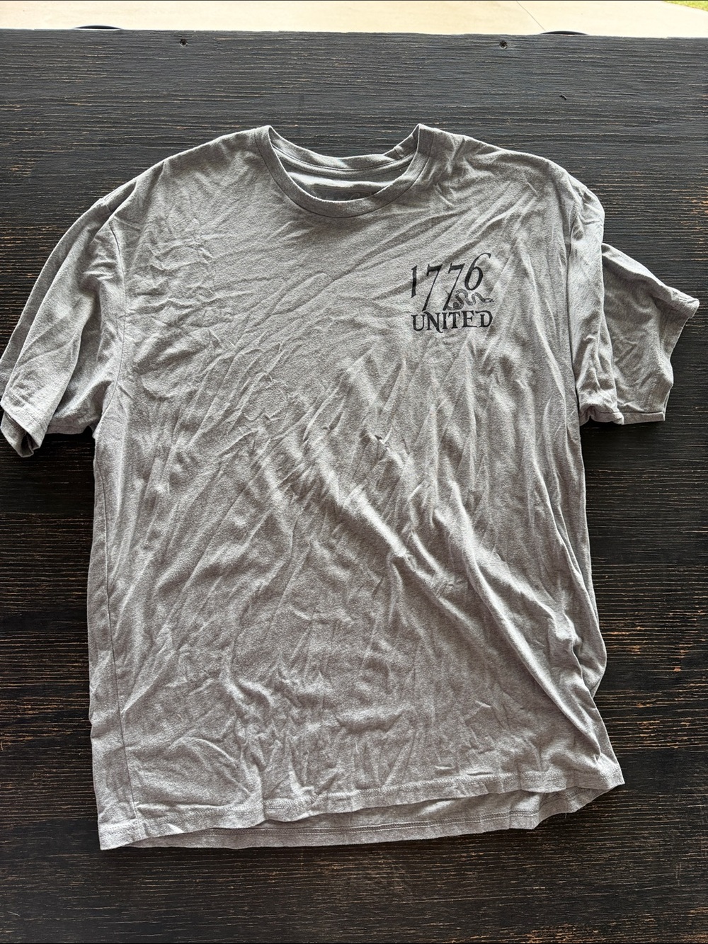 Men's Short-Sleeve Crewneck T-Shirt in Gray